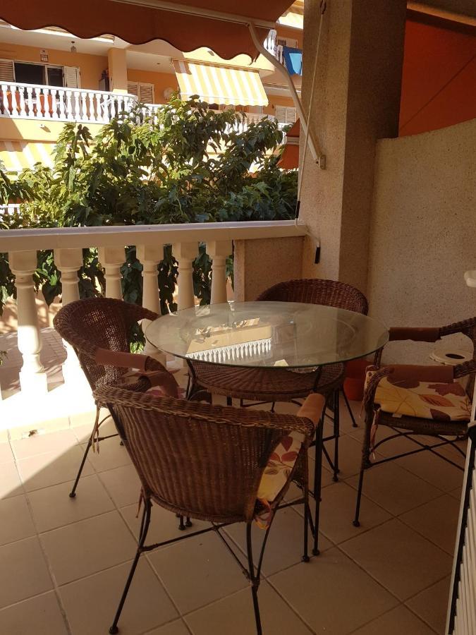 Beachfront Apartment With A Private Garden On The Ground Floor Moncófar Eksteriør bilde